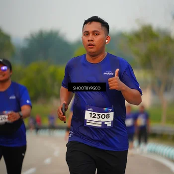 Runner Photo 7374903