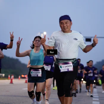 Runner Photo 7374919