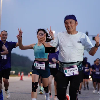 Runner Photo 7374920