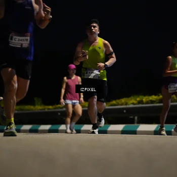 Runner Photo 7374921