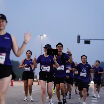 Runner Photo 7374928