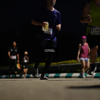 Runner Photo 7374945