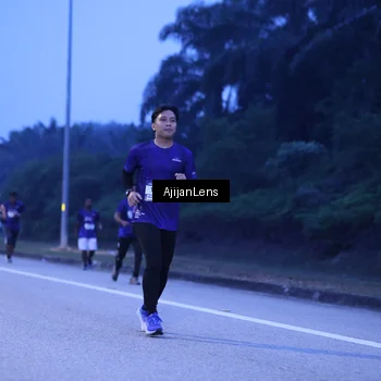 Runner Photo 7374946
