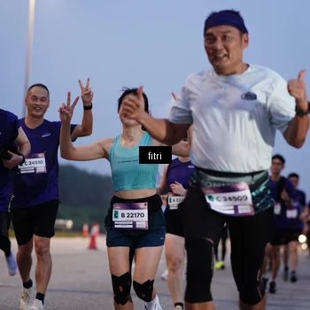 Runner Photo 7374949
