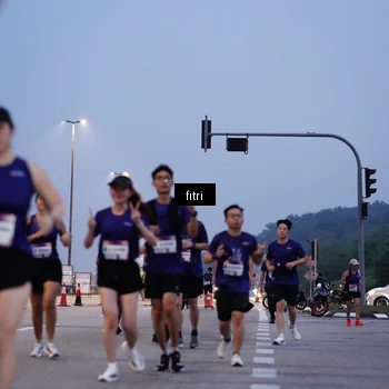 Runner Photo 7374961