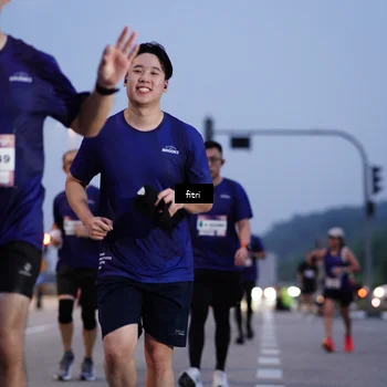 Runner Photo 7374965