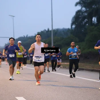 Runner Photo 7374971