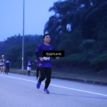 Runner Photo 7374981