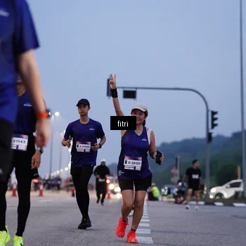 Runner Photo 7374994