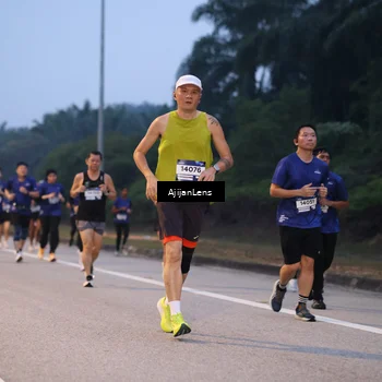 Runner Photo 7375030