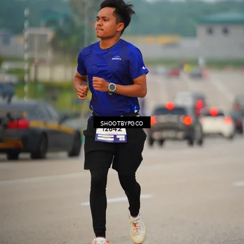 Runner Photo 7375036