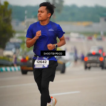 Runner Photo 7375038