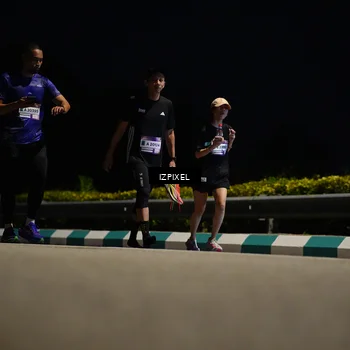Runner Photo 7375041