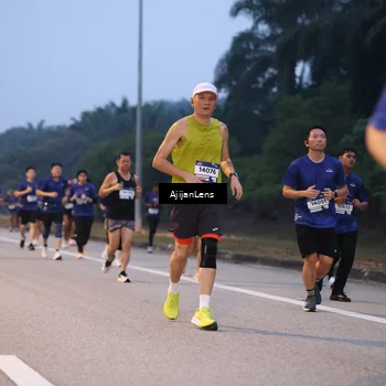 Runner Photo 7375053