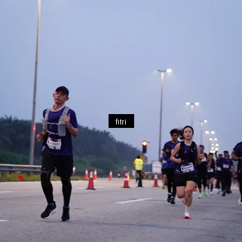 Runner Photo 7375055
