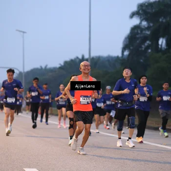 Runner Photo 7375089