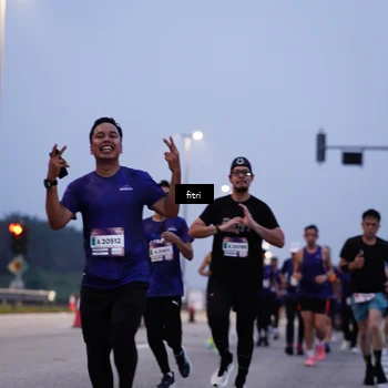 Runner Photo 7375092