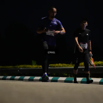 Runner Photo 7375095
