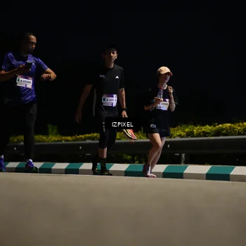 Runner Photo 7375096