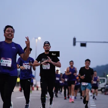 Runner Photo 7375098