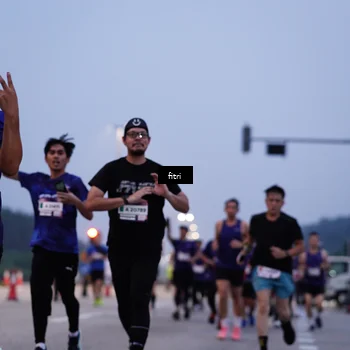 Runner Photo 7375100