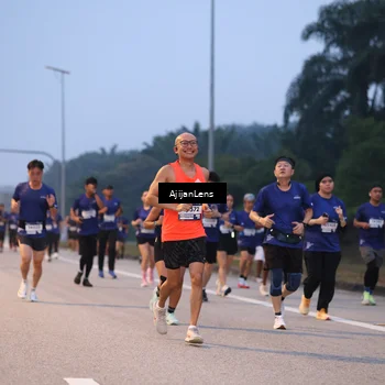 Runner Photo 7375101