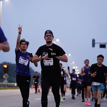 Runner Photo 7375106