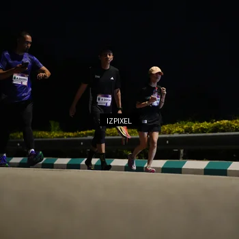 Runner Photo 7375112