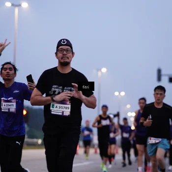 Runner Photo 7375113
