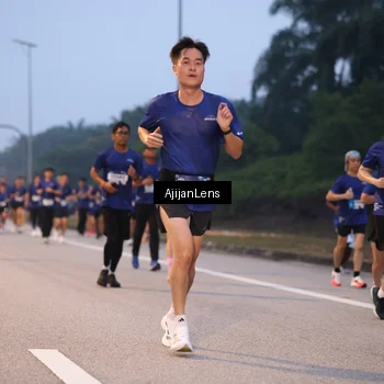 Runner Photo 7375132