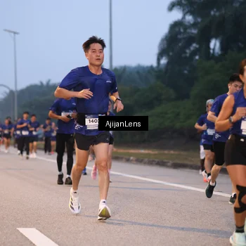 Runner Photo 7375190