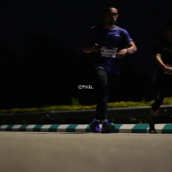 Runner Photo 7375195