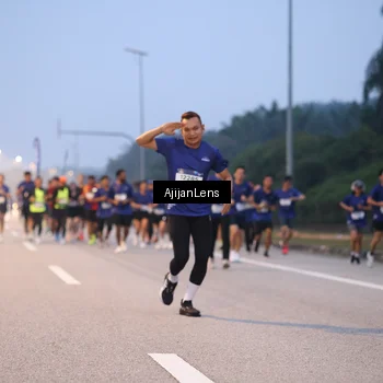 Runner Photo 7375202