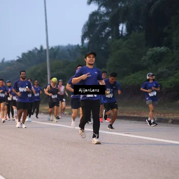 Runner Photo 7375240