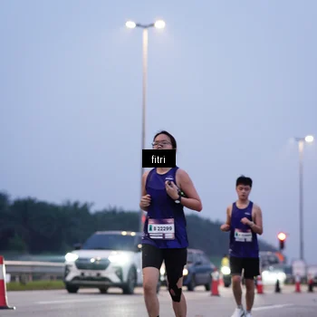 Runner Photo 7375285
