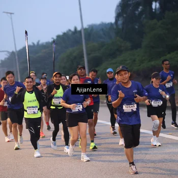 Runner Photo 7375293