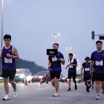 Runner Photo 7375297