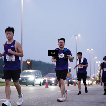 Runner Photo 7375306