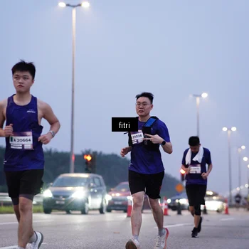 Runner Photo 7375311