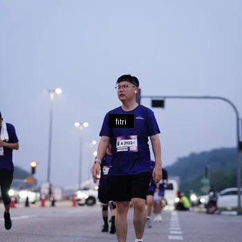Runner Photo 7375316