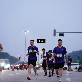 Runner Photo 7375324