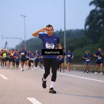 Runner Photo 7375325