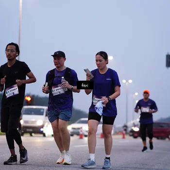 Runner Photo 7375355