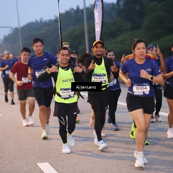 Runner Photo 7375359