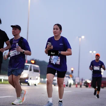 Runner Photo 7375371