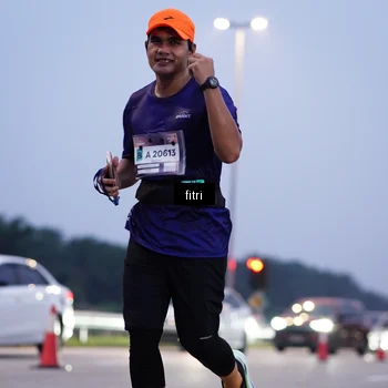 Runner Photo 7375394