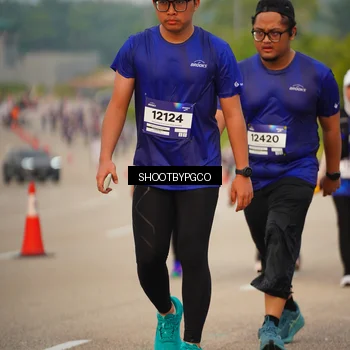 Runner Photo 7375402