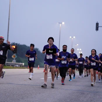 Runner Photo 7375420