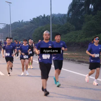 Runner Photo 7375424