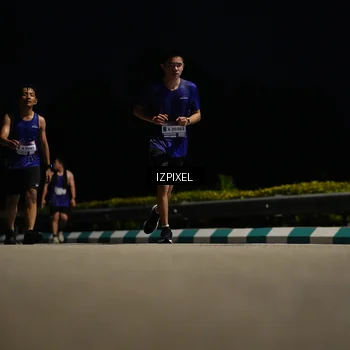 Runner Photo 7375433